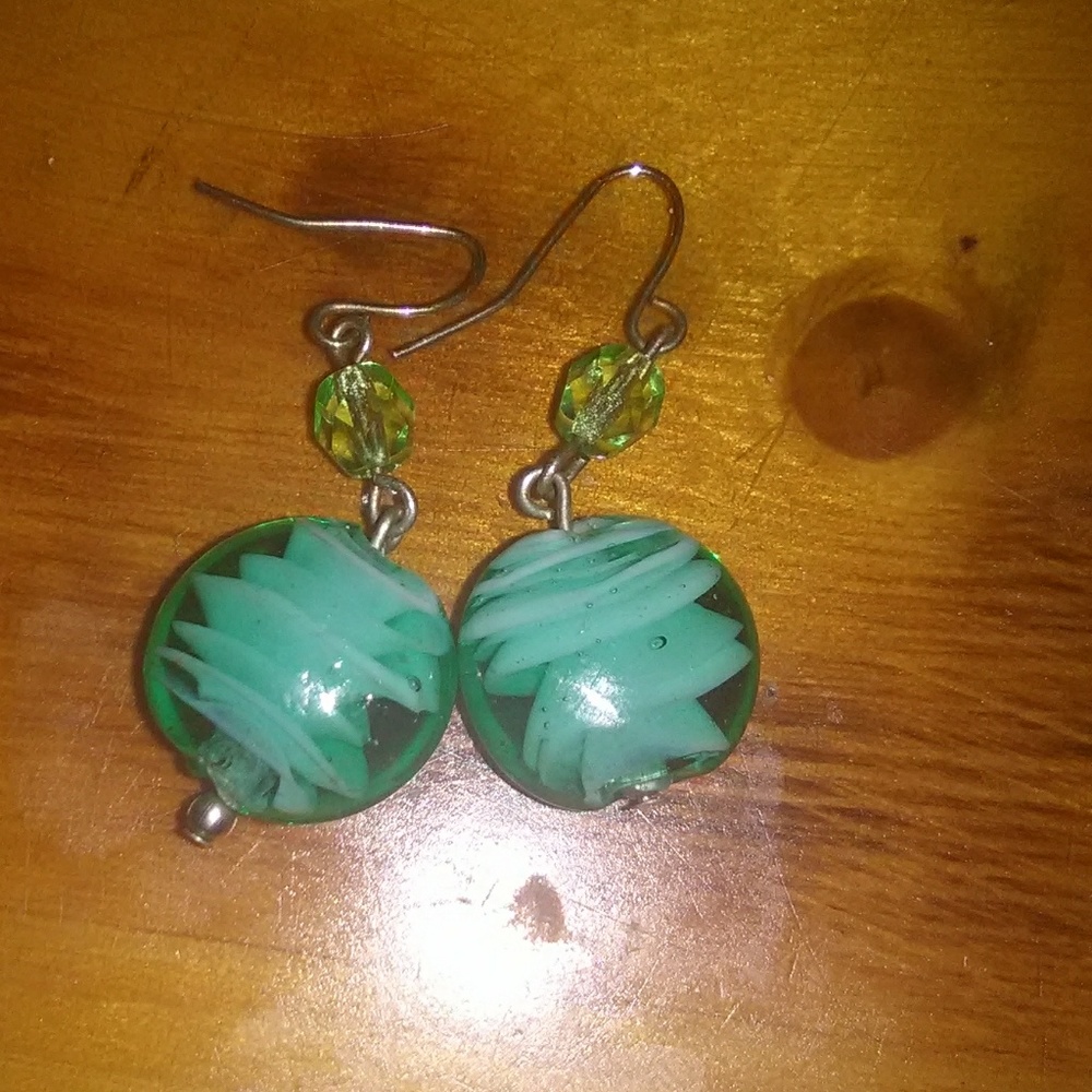 Jewelry - Picture 2 of 2